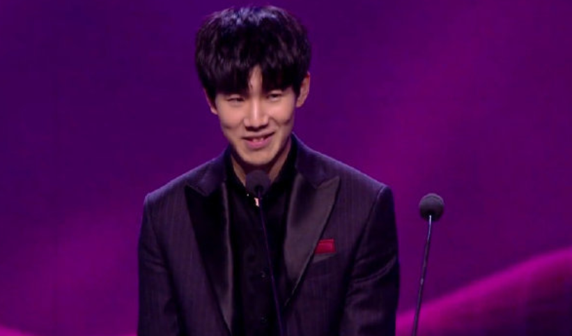 WE赛后更博：很抱歉，我们在这个赛季还是未能再进一步