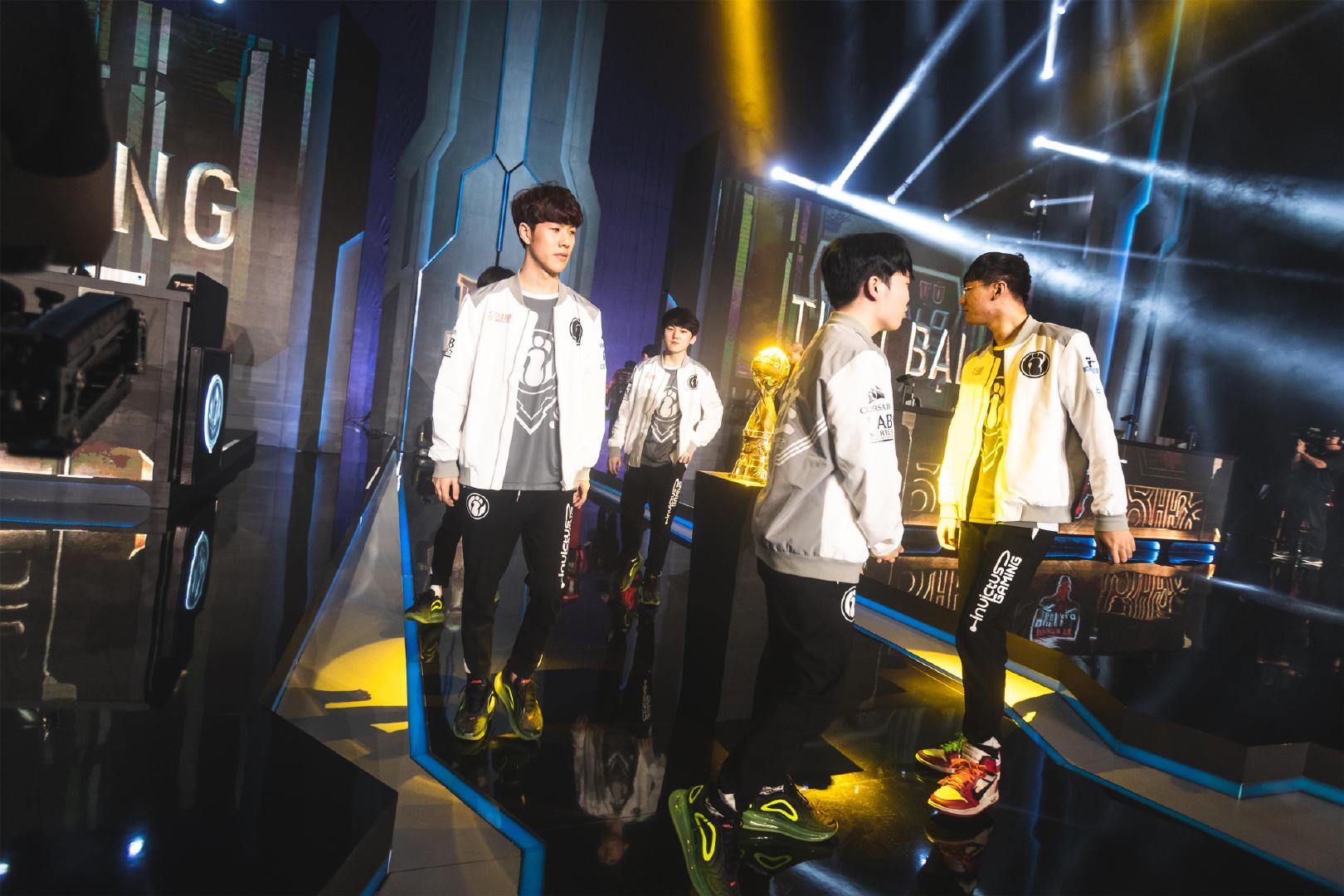 G2成首支在线下两夺BLAST世界总决赛冠军的队伍